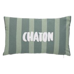 Coussin côtelé rectangulaire brodé chaton vert céladon 30x50cm