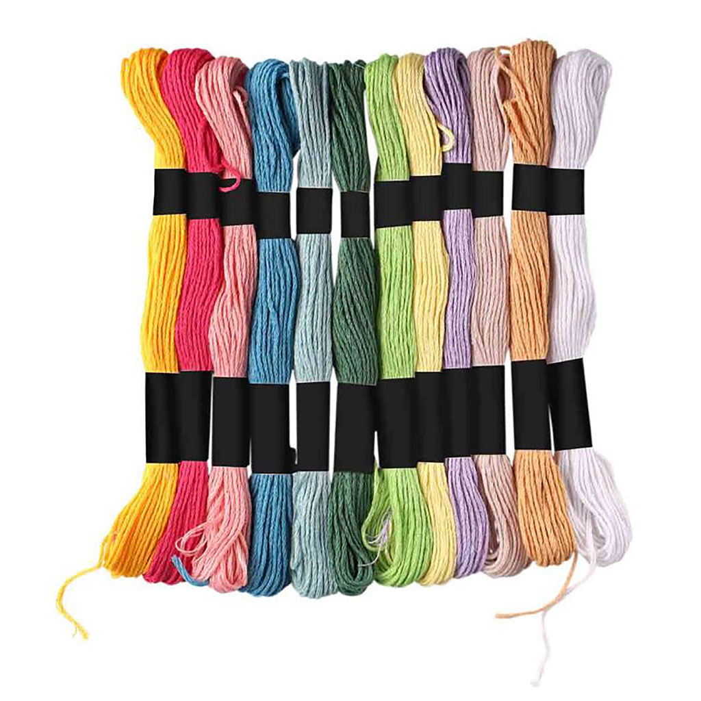 Lot de 12 fils écheveaux coton pastel 8m