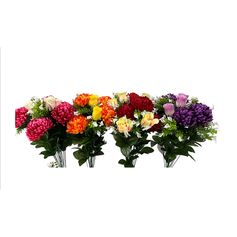 Bouquet de chrysanthèmes mini-arums et boutons de roses 18 têtes polyester 32x45cm