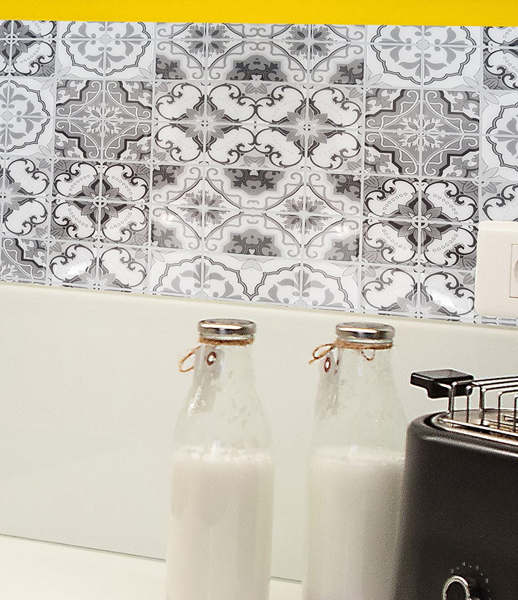 Carrelage adhésif 3D vintage noir 25x30.5cm