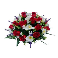 Composition de roses arums et lavande 44 têtes 36x29cm