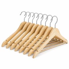 Lot de 8 cintres en bois 42x22.5x1.2cm
