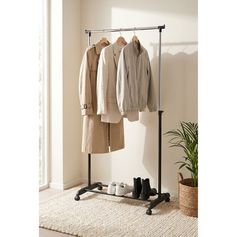 Portant à vêtements réglable