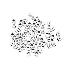 Sachet de 345 perles carrées blanches lettres noires