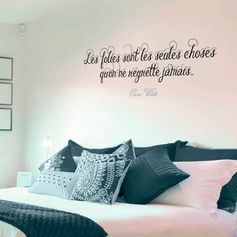Sticker mural citation les folies 70x20cm