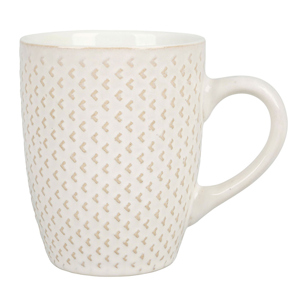 Cette tasse ne cassera pas en tombant car c'est un mug en pl